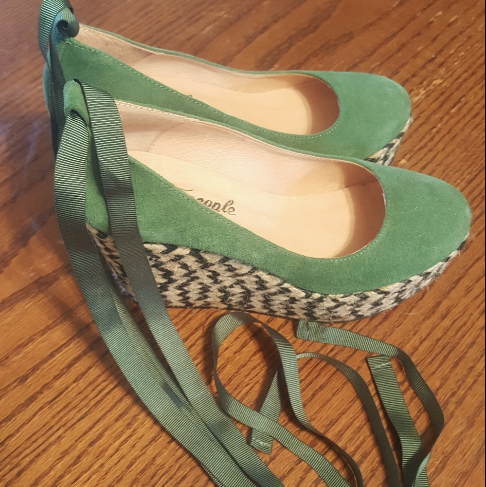 Free people Charade espadrille wedges.  Size 38.